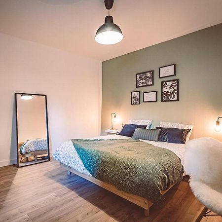 La Suite - Paisible Et A Deux Pas De La Gare Reims Exterior photo